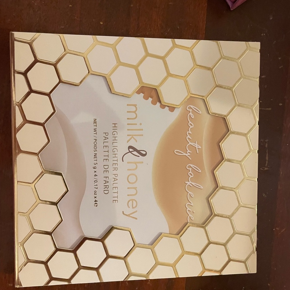 Milk & Honey Highlighter Palette